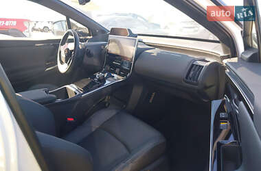 Внедорожник / Кроссовер Toyota bZ4X 2023 в 