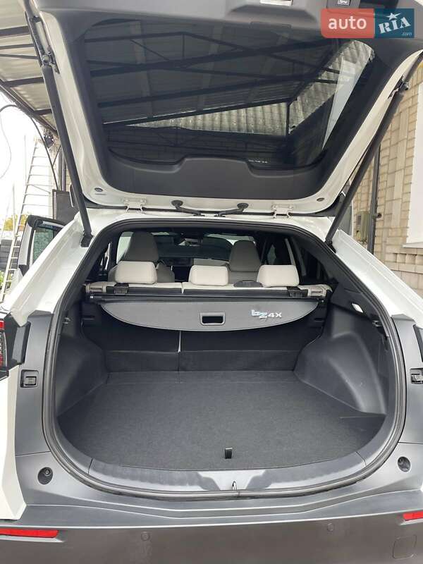 Внедорожник / Кроссовер Toyota bZ4X 2023 в Одессе