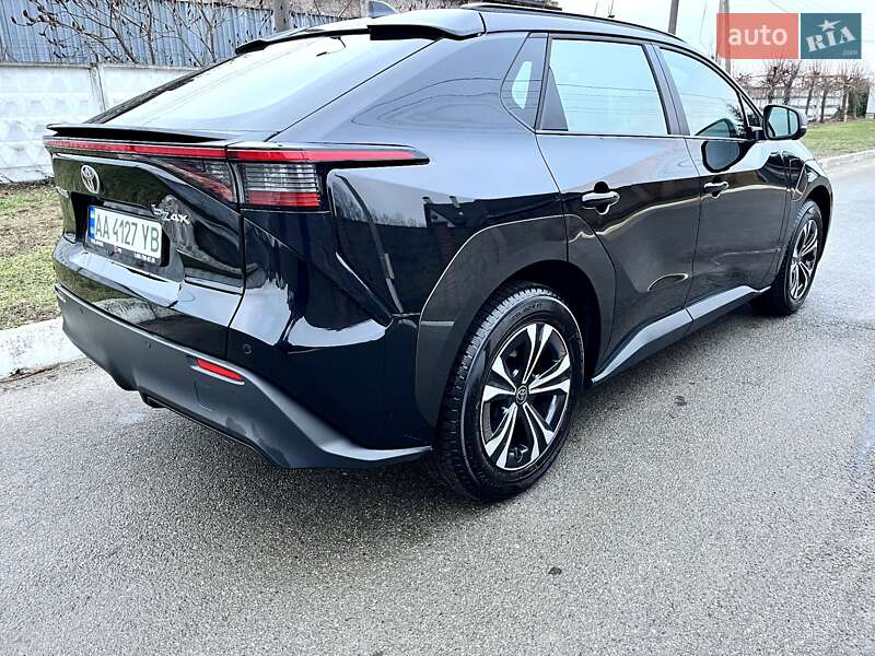 Позашляховик / Кросовер Toyota bZ4X 2023 в Василькові фото 5 Позашляховик / Кросовер Toyota bZ4X 2023 в Василькові