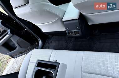 Внедорожник / Кроссовер Toyota bZ4X 2023 в 