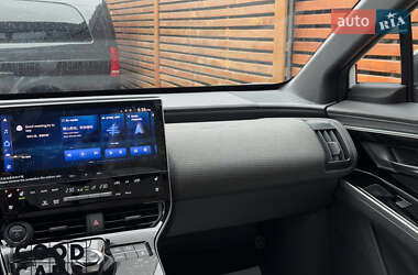 Внедорожник / Кроссовер Toyota bZ4X 2022 в 