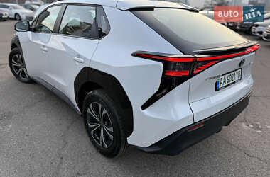 Внедорожник / Кроссовер Toyota bZ4X 2022 в 