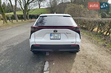 Внедорожник / Кроссовер Toyota bZ4X 2023 в 