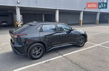 Внедорожник / Кроссовер Toyota bZ4X 2022 в 