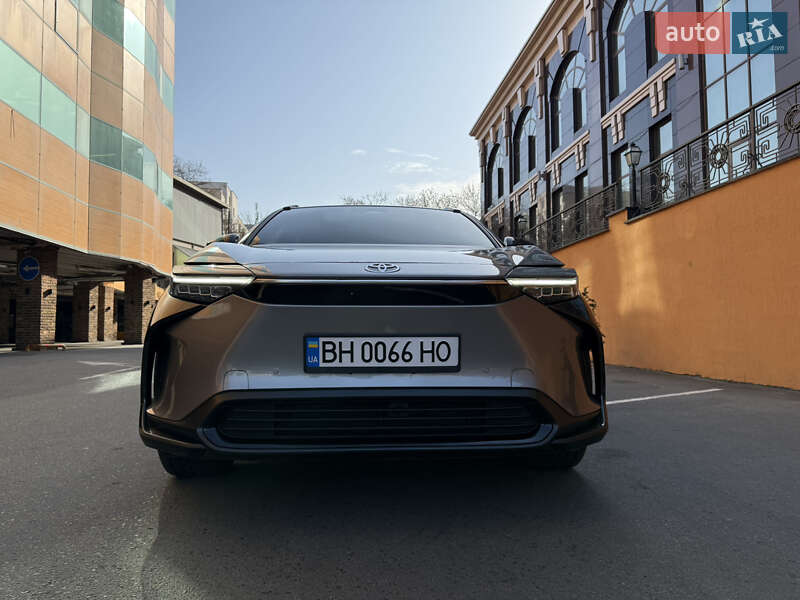 Внедорожник / Кроссовер Toyota bZ4X 2023 в Одессе