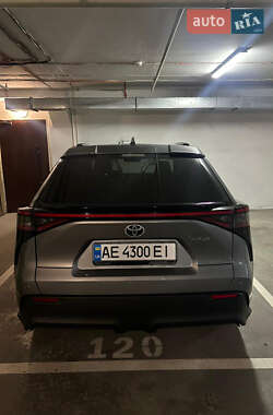 Внедорожник / Кроссовер Toyota bZ4X 2023 в 