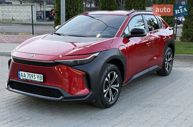 Внедорожник / Кроссовер Toyota bZ4X 2023 в Киеве