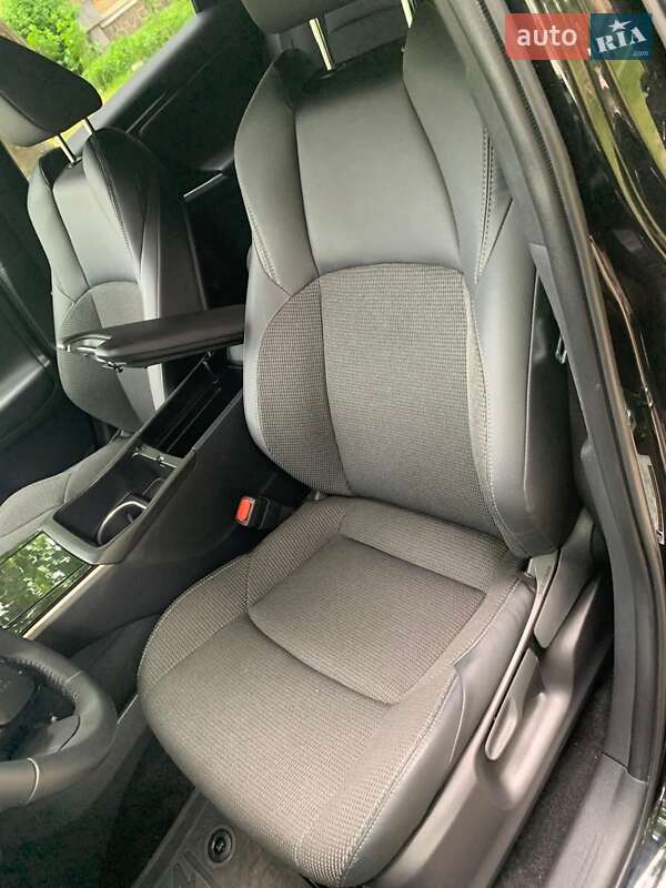 Внедорожник / Кроссовер Toyota bZ4X 2023 в Киеве фото 25 Внедорожник / Кроссовер Toyota bZ4X 2023 в Киеве