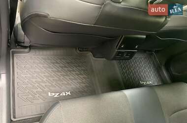 Внедорожник / Кроссовер Toyota bZ4X 2023 в 