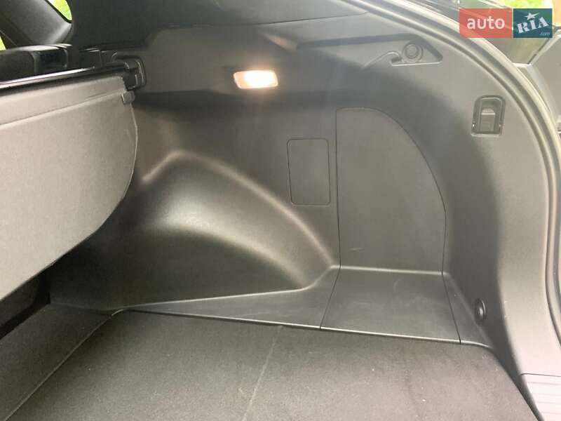 Внедорожник / Кроссовер Toyota bZ4X 2023 в Киеве фото 36 Внедорожник / Кроссовер Toyota bZ4X 2023 в Киеве