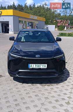 Позашляховик / Кросовер Toyota bZ4X 2023 в 