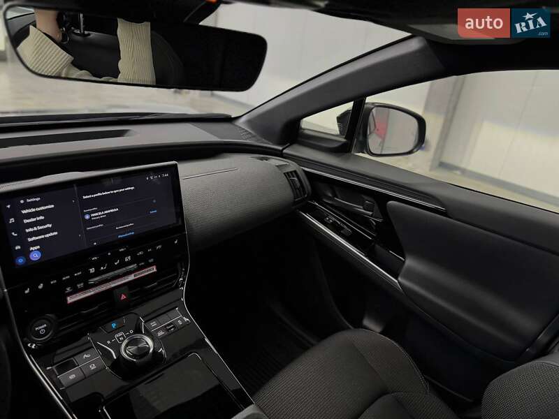 Внедорожник / Кроссовер Toyota bZ4X 2023 в Виннице фото 15 Внедорожник / Кроссовер Toyota bZ4X 2023 в Виннице