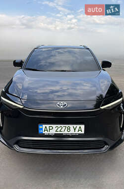 Внедорожник / Кроссовер Toyota bZ4X 2023 в 