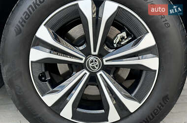 Внедорожник / Кроссовер Toyota bZ4X 2022 в 