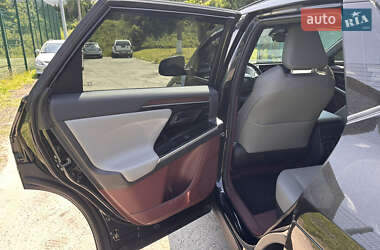 Внедорожник / Кроссовер Toyota bZ4X 2022 в 