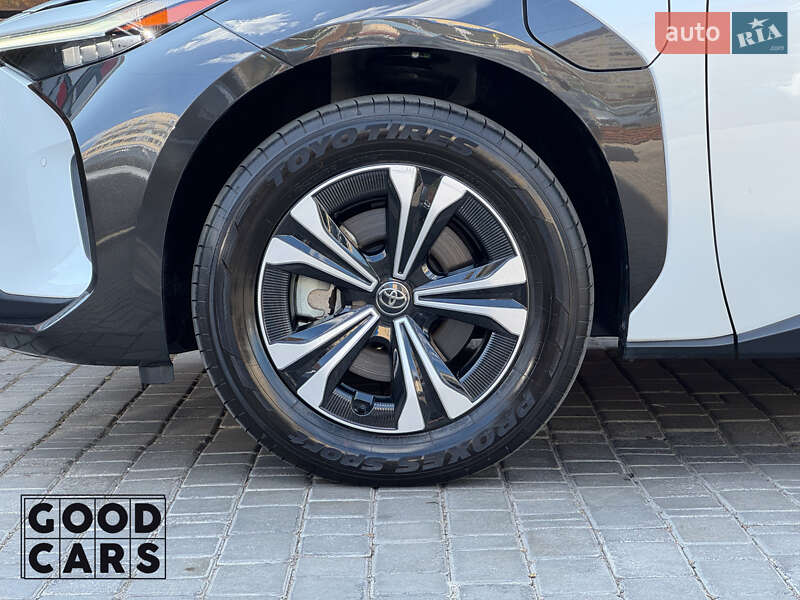 Внедорожник / Кроссовер Toyota bZ4X 2022 в Одессе