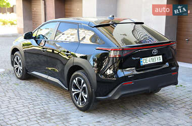 Внедорожник / Кроссовер Toyota bZ4X 2023 в 