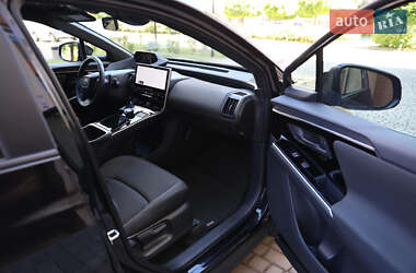 Внедорожник / Кроссовер Toyota bZ4X 2023 в 