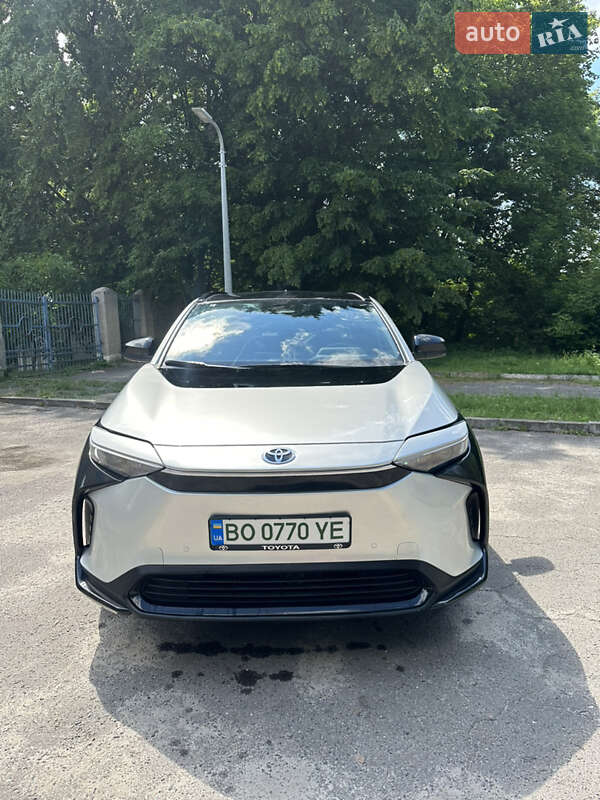Внедорожник / Кроссовер Toyota bZ4X 2024 в Золочеве