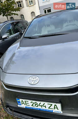 Внедорожник / Кроссовер Toyota bZ4X 2023 в Днепре