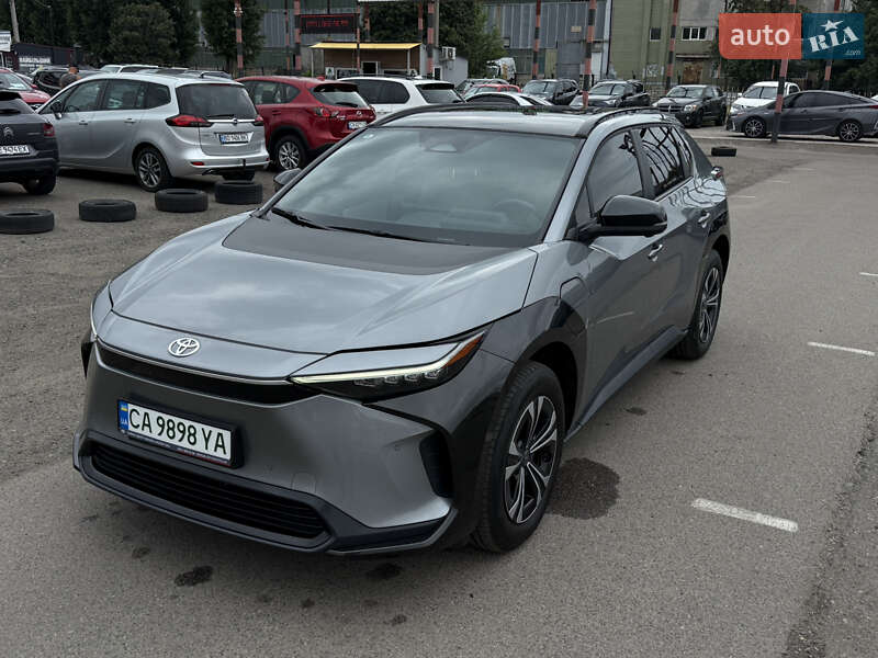 Позашляховик / Кросовер Toyota bZ4X 2023 в Черкасах