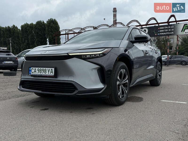 Позашляховик / Кросовер Toyota bZ4X 2023 в Черкасах