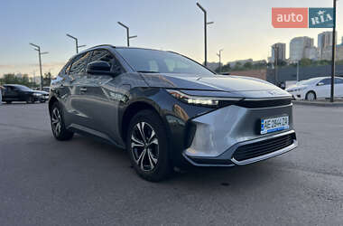 Позашляховик / Кросовер Toyota bZ4X 2023 в Дніпрі
