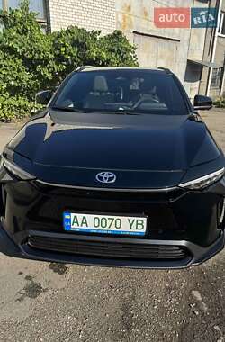 Внедорожник / Кроссовер Toyota bZ4X 2023 в Киеве