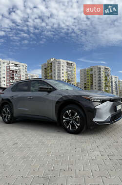 Внедорожник / Кроссовер Toyota bZ4X 2022 в 