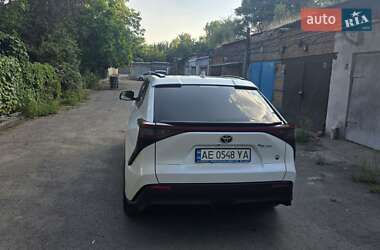 Внедорожник / Кроссовер Toyota bZ4X 2022 в 