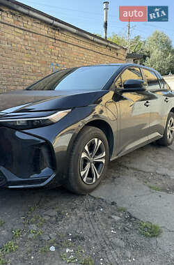 Внедорожник / Кроссовер Toyota bZ4X 2022 в Киеве