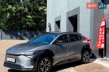 Внедорожник / Кроссовер Toyota bZ4X 2022 в 