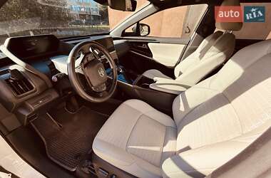 Позашляховик / Кросовер Toyota bZ4X 2023 в 