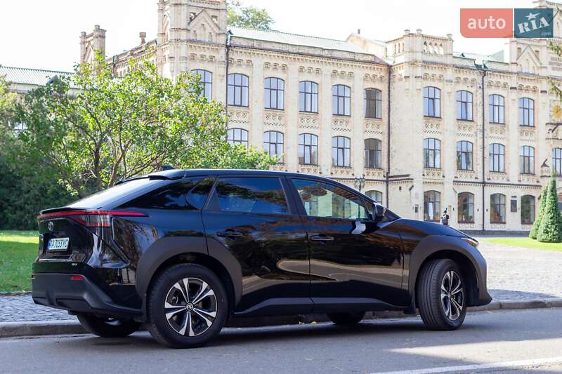 Внедорожник / Кроссовер Toyota bZ4X 2023 в Киеве фото 9 Внедорожник / Кроссовер Toyota bZ4X 2023 в Киеве