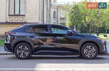 Внедорожник / Кроссовер Toyota bZ4X 2023 в 