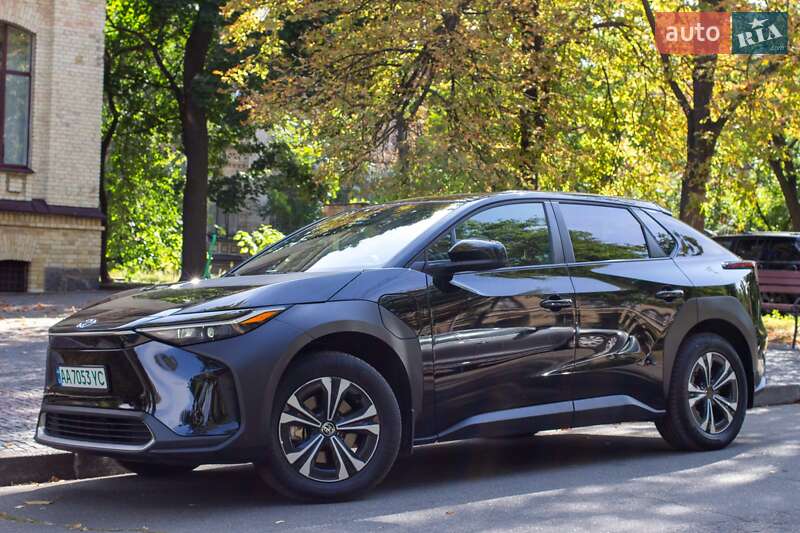 Внедорожник / Кроссовер Toyota bZ4X 2023 в Киеве фото 13 Внедорожник / Кроссовер Toyota bZ4X 2023 в Киеве