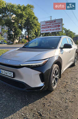 Внедорожник / Кроссовер Toyota bZ4X 2023 в Киеве