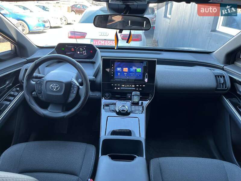 Внедорожник / Кроссовер Toyota bZ4X 2023 в Киеве