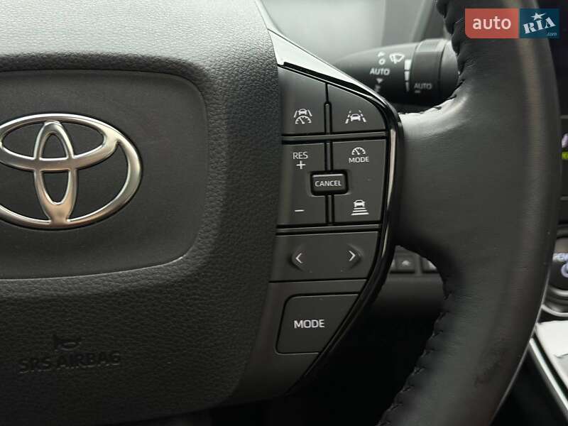 Внедорожник / Кроссовер Toyota bZ4X 2022 в Ровно