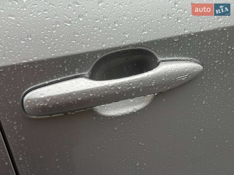 Внедорожник / Кроссовер Toyota bZ4X 2022 в Ровно