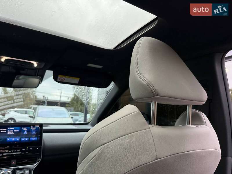 Внедорожник / Кроссовер Toyota bZ4X 2022 в Ровно