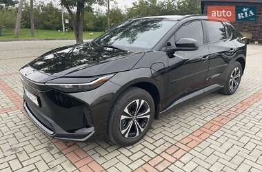 Позашляховик / Кросовер Toyota bZ4X 2024 в 