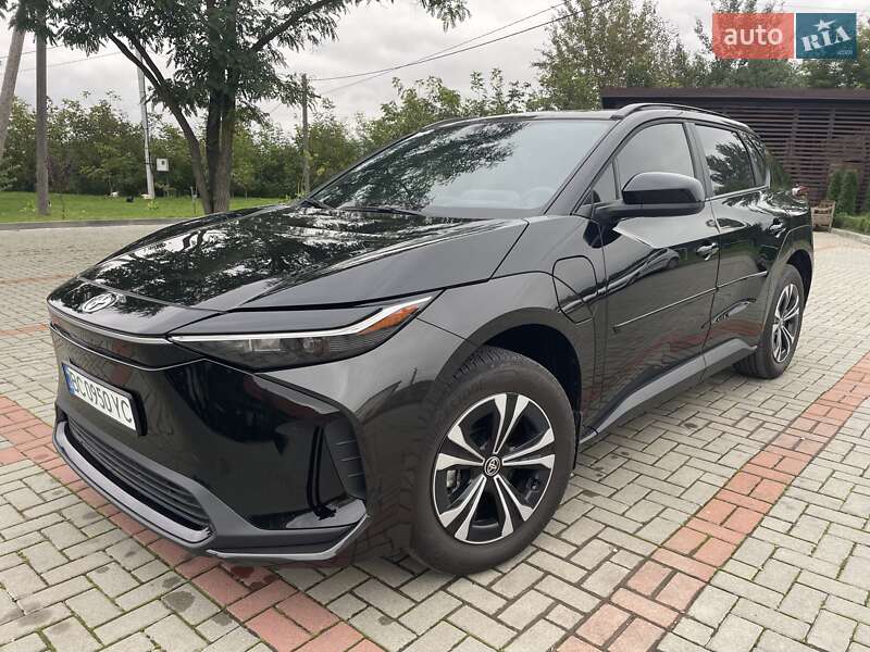 Toyota bZ4X 2024