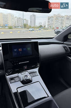 Позашляховик / Кросовер Toyota bZ4X 2022 в 