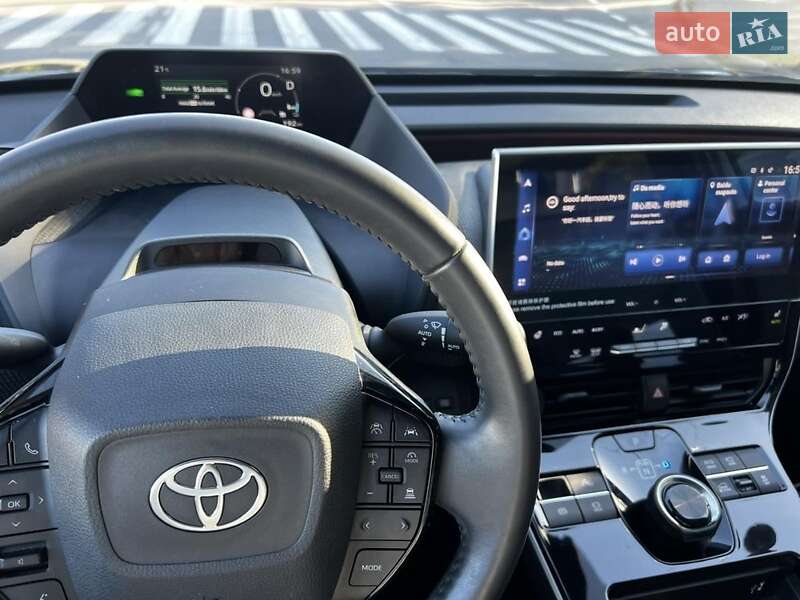 Внедорожник / Кроссовер Toyota bZ4X 2022 в Кременчуге