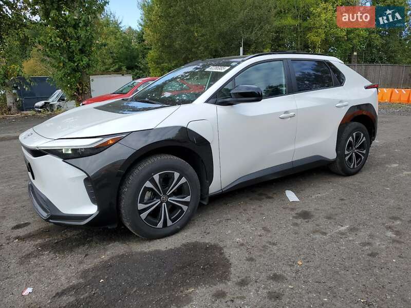 Toyota bZ4X 2024