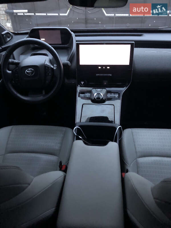 Позашляховик / Кросовер Toyota bZ4X 2022 в Косові фото 3 Позашляховик / Кросовер Toyota bZ4X 2022 в Косові