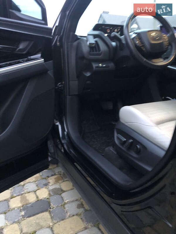 Позашляховик / Кросовер Toyota bZ4X 2022 в Косові фото 13 Позашляховик / Кросовер Toyota bZ4X 2022 в Косові