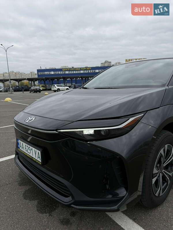 Позашляховик / Кросовер Toyota bZ4X 2022 в Києві фото 27 Позашляховик / Кросовер Toyota bZ4X 2022 в Києві