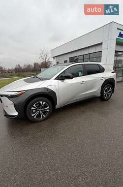 Внедорожник / Кроссовер Toyota bZ4X 2023 в Чернигове